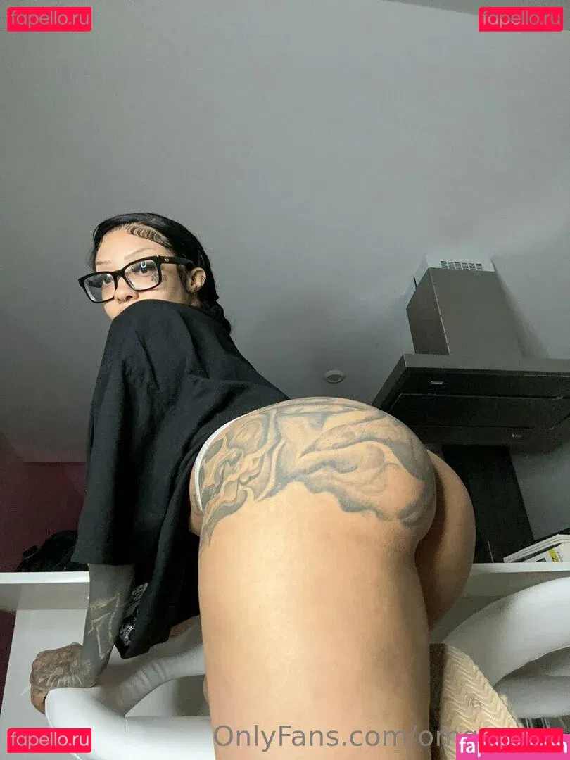 omizuuu Onlyfans Photo Gallery 