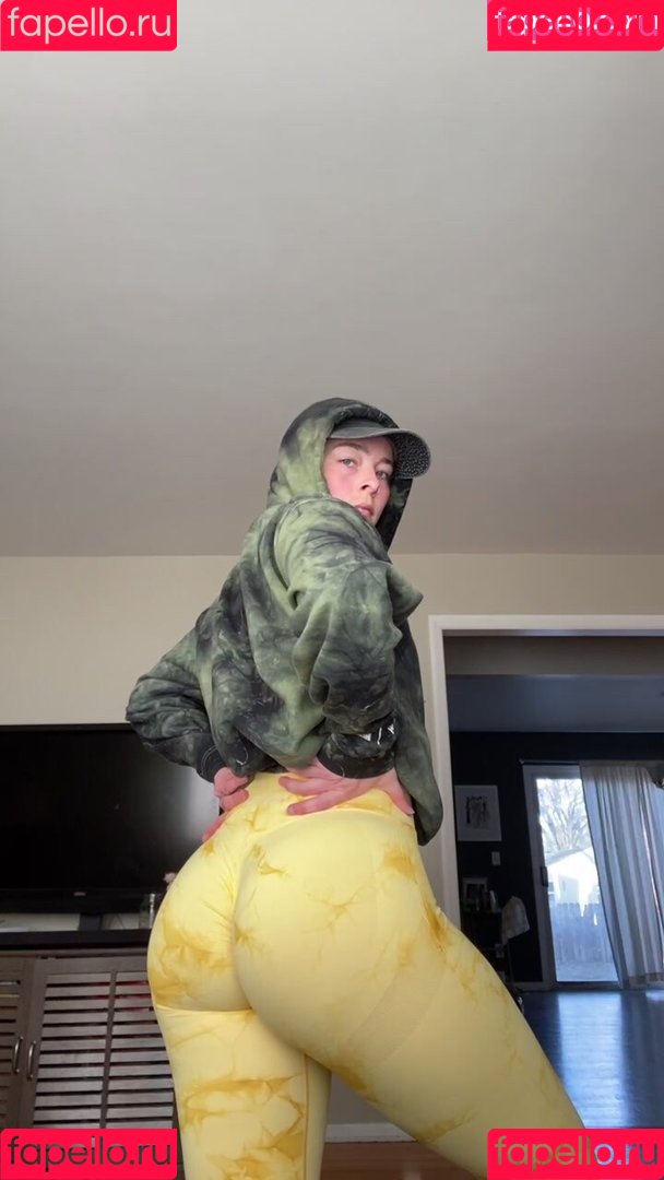 PeachsnBean Onlyfans Photo Gallery 