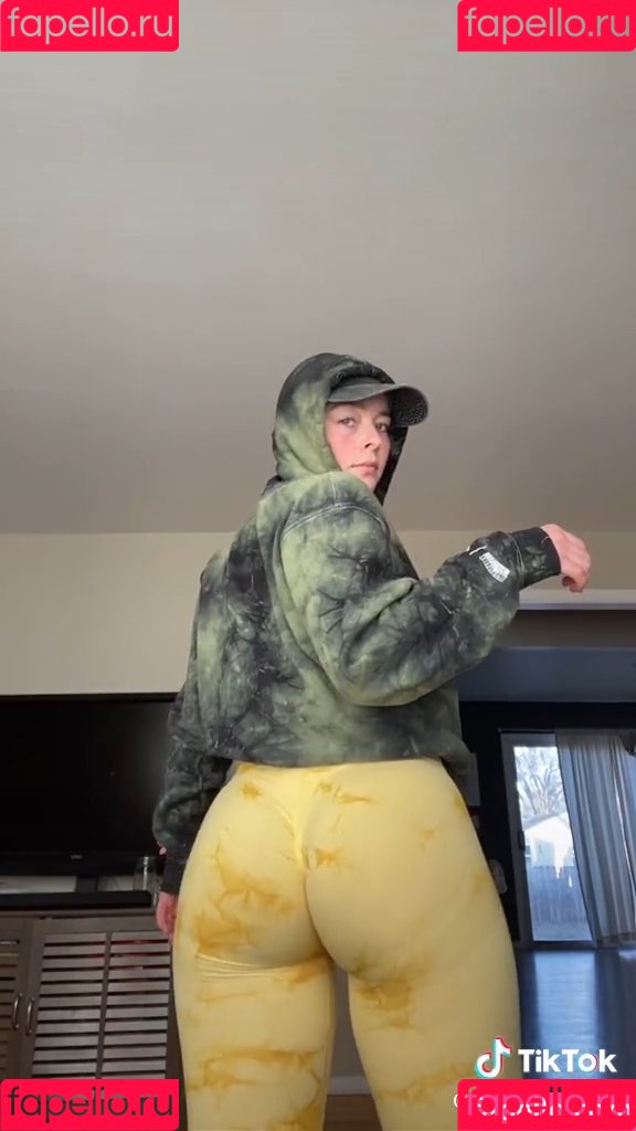 PeachsnBean Onlyfans Photo Gallery 