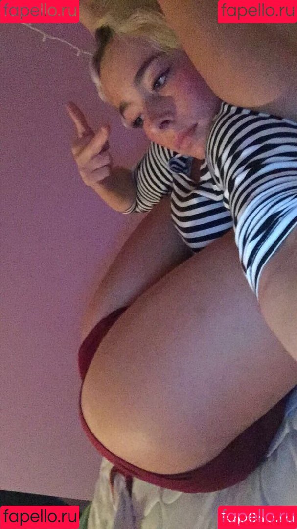 PeachsnBean Onlyfans Photo Gallery 