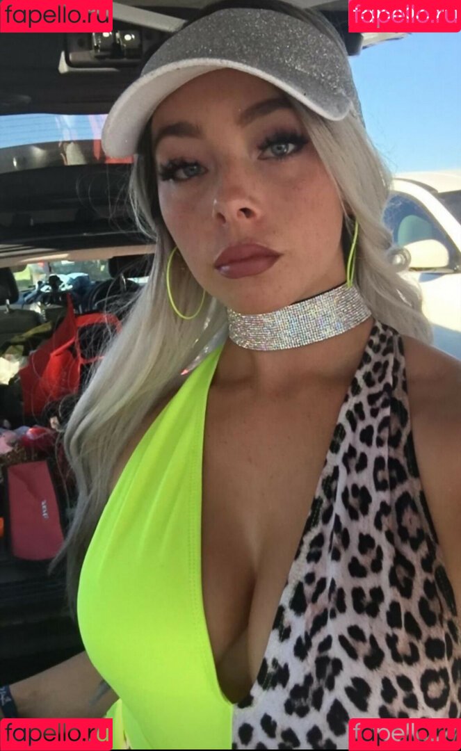 PeachsnBean Onlyfans Photo Gallery 