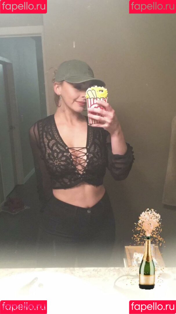 PeachsnBean Onlyfans Photo Gallery 