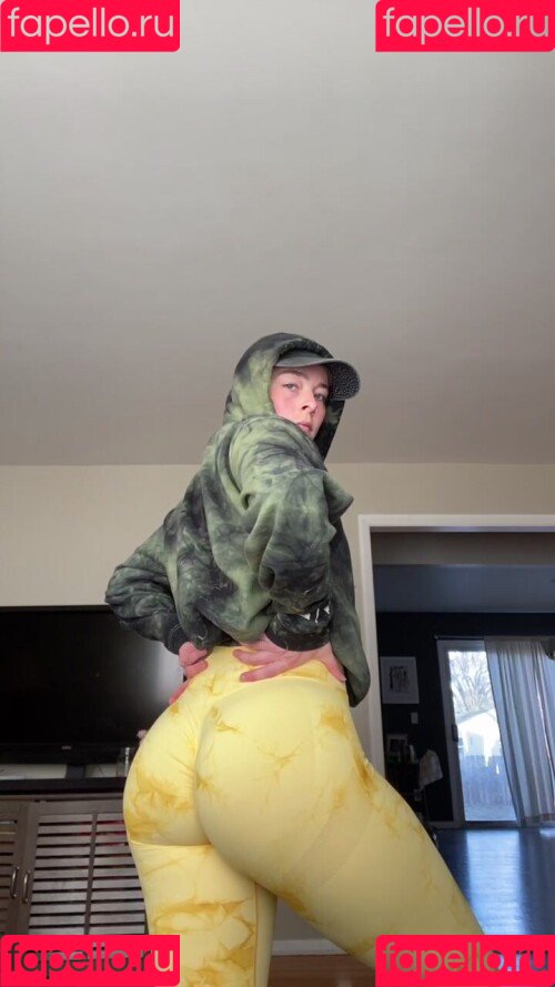 PeachsnBean Onlyfans Photo Gallery 