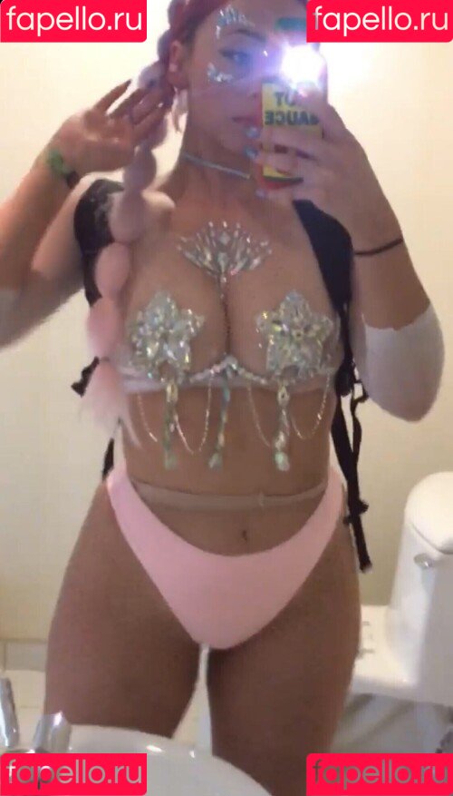 PeachsnBean Onlyfans Photo Gallery 