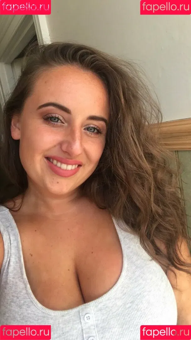 Tiffany Harrison Onlyfans Photo Gallery 