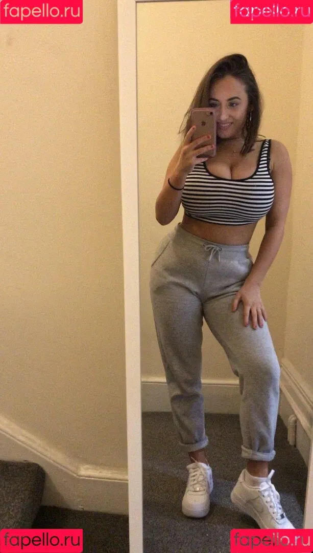 Tiffany Harrison Onlyfans Photo Gallery 