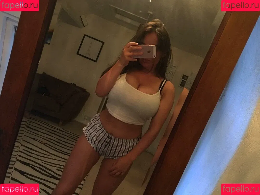 Tiffany Harrison Onlyfans Photo Gallery 