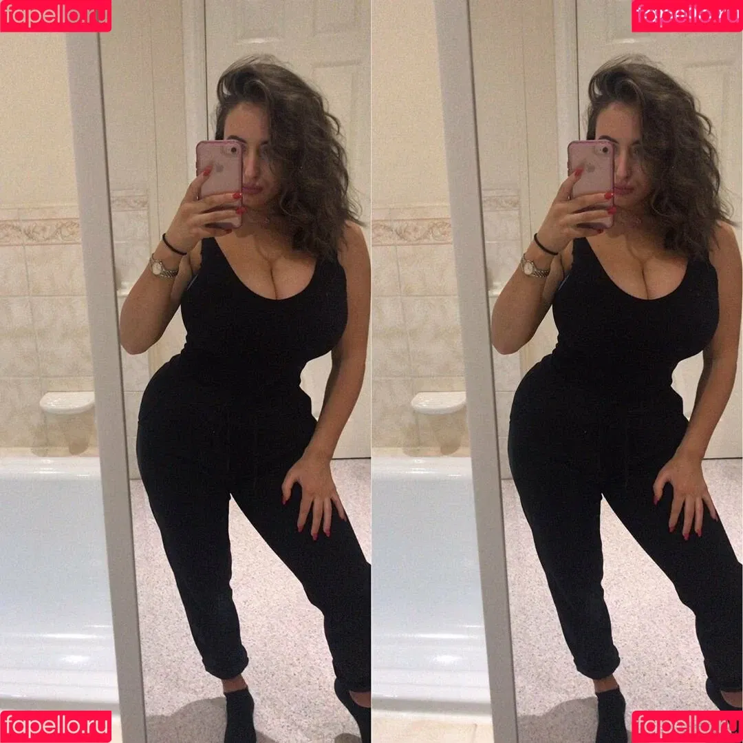 Tiffany Harrison Onlyfans Photo Gallery 