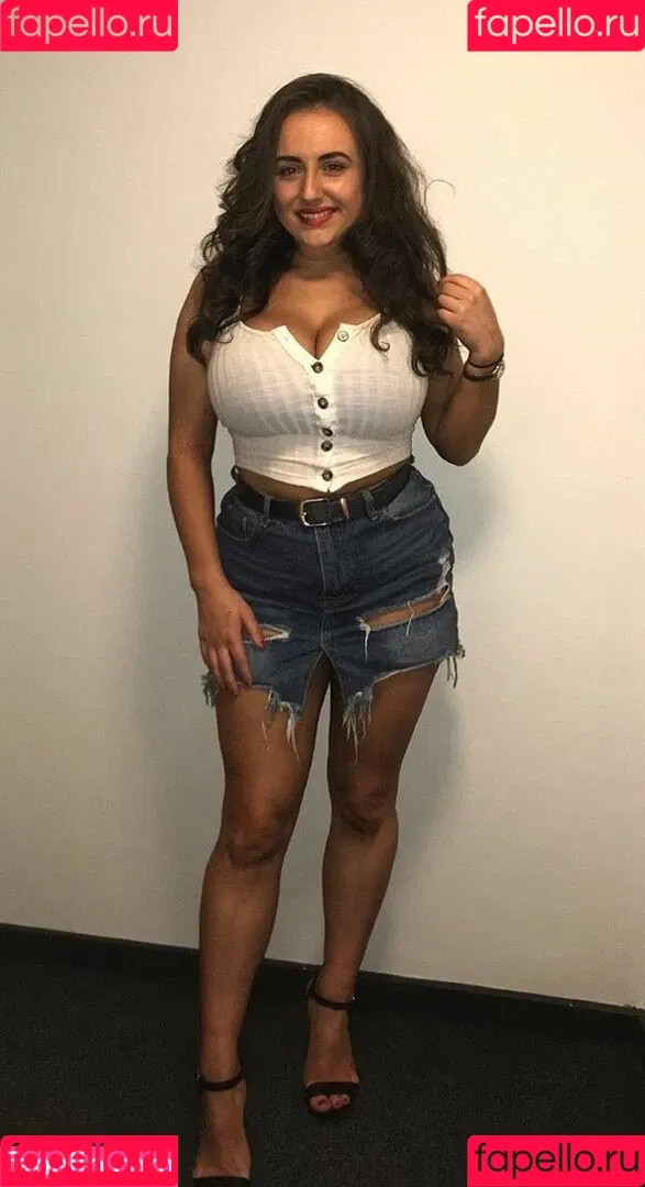 Tiffany Harrison Onlyfans Photo Gallery 
