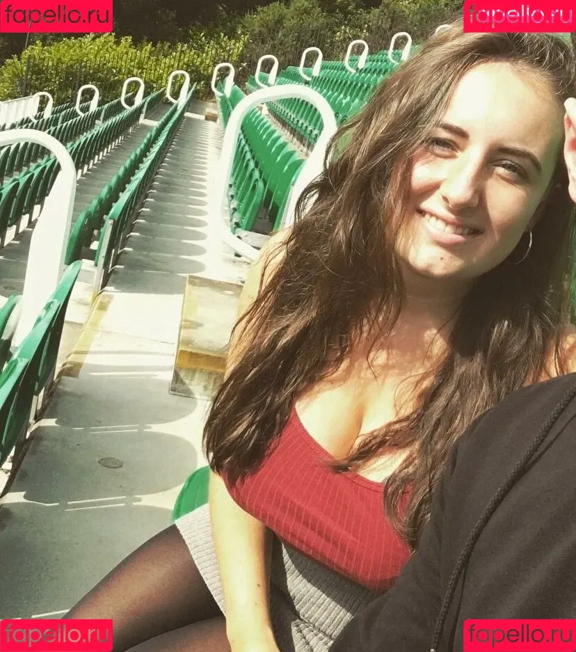 Tiffany Harrison Onlyfans Photo Gallery 