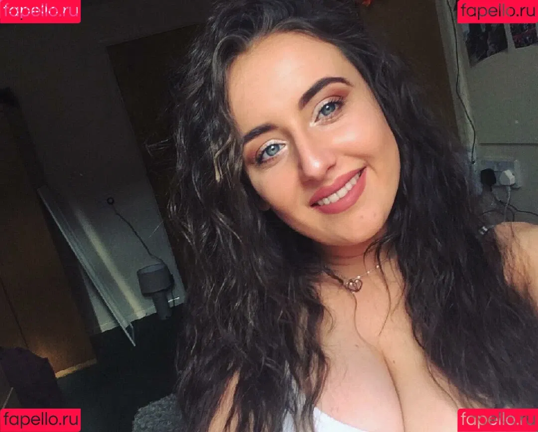 Tiffany Harrison Onlyfans Photo Gallery 