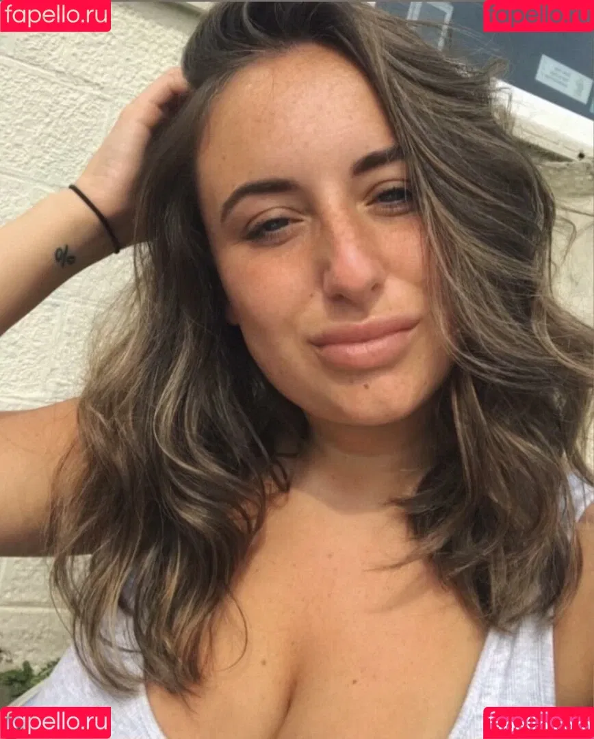 Tiffany Harrison Onlyfans Photo Gallery 