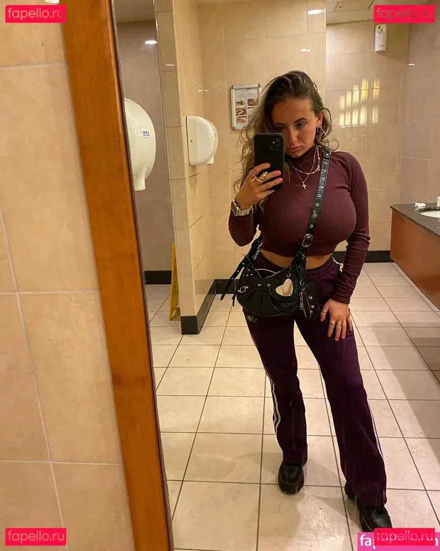 Tiffany Harrison Onlyfans Photo Gallery 