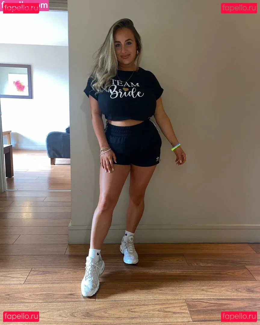 Tiffany Harrison Onlyfans Photo Gallery 