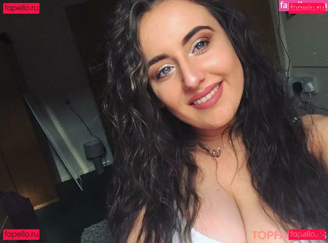 Tiffany Harrison Onlyfans Photo Gallery 