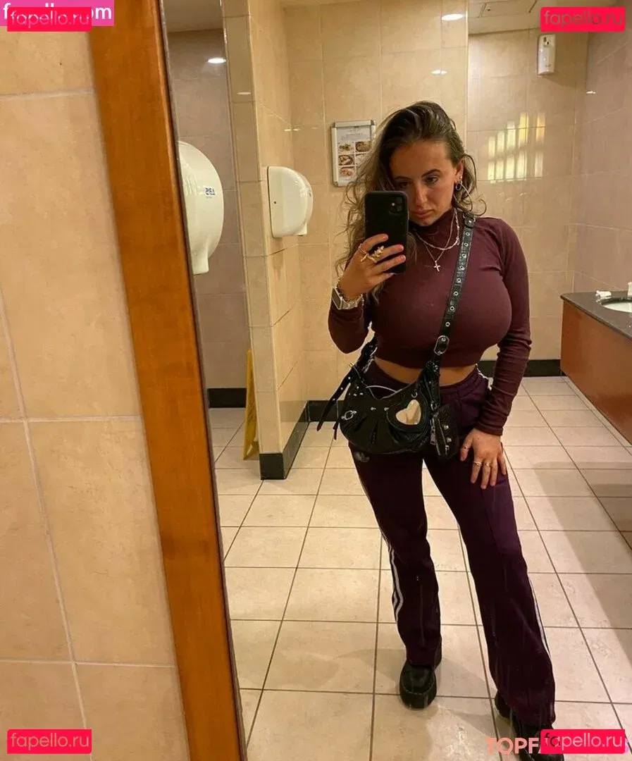 Tiffany Harrison Onlyfans Photo Gallery 