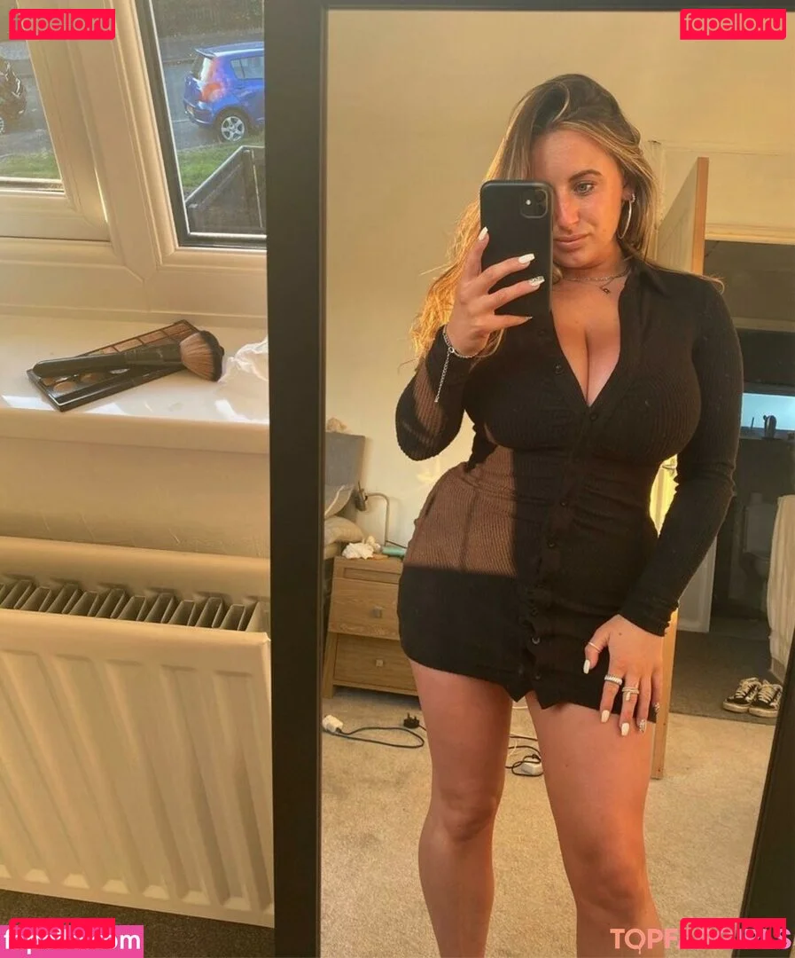 Tiffany Harrison Onlyfans Photo Gallery 