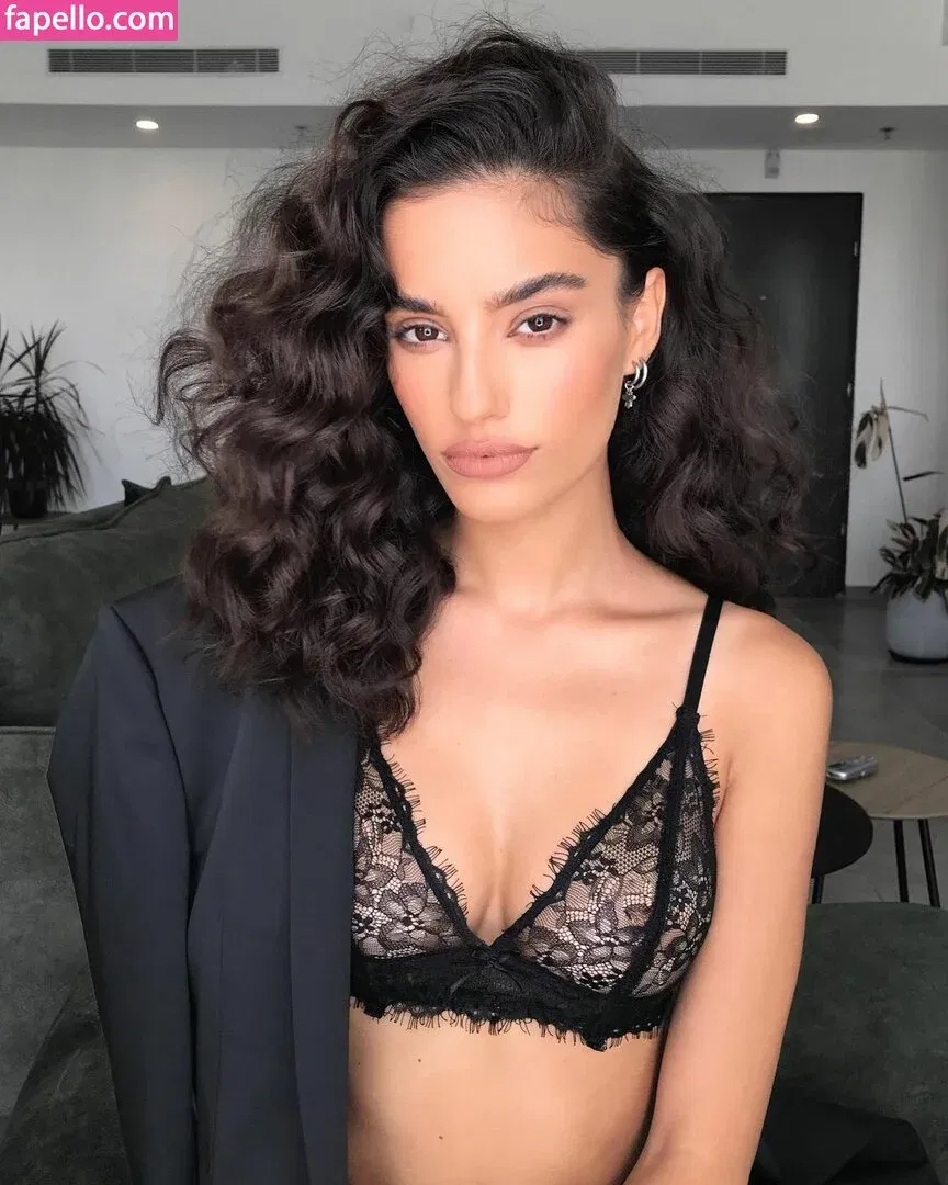 Naomi Eliav Onlyfans Photo Gallery 
