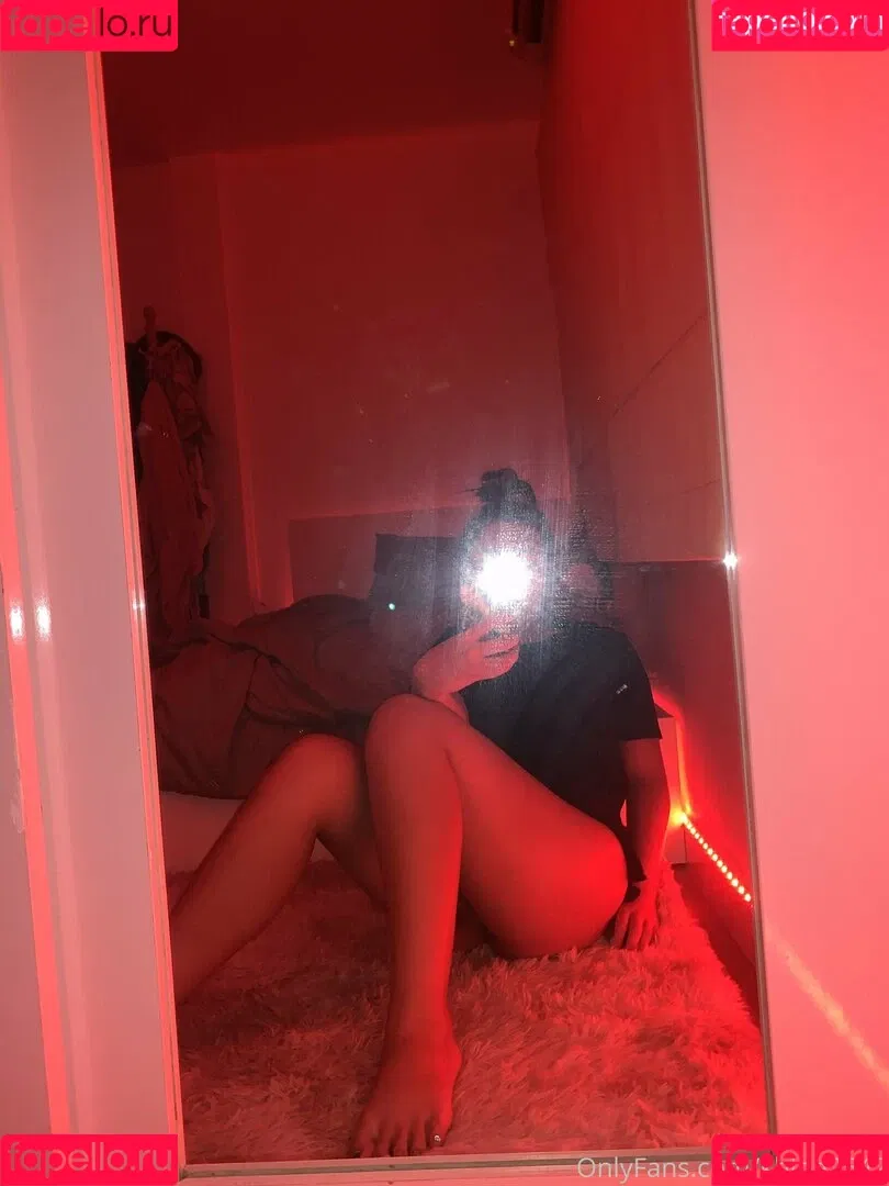khloe2542 Onlyfans Photo Gallery 