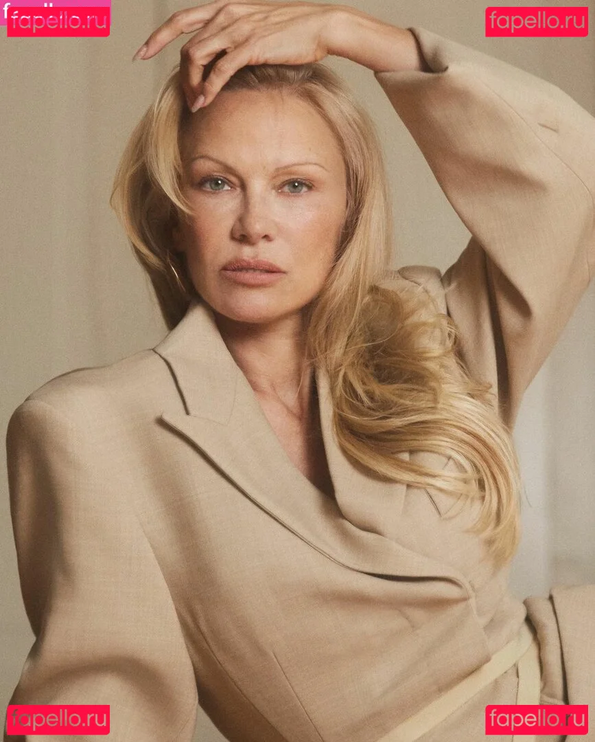 Pamela Anderson Onlyfans Photo Gallery 