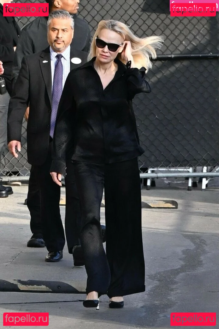 Pamela Anderson Onlyfans Photo Gallery 