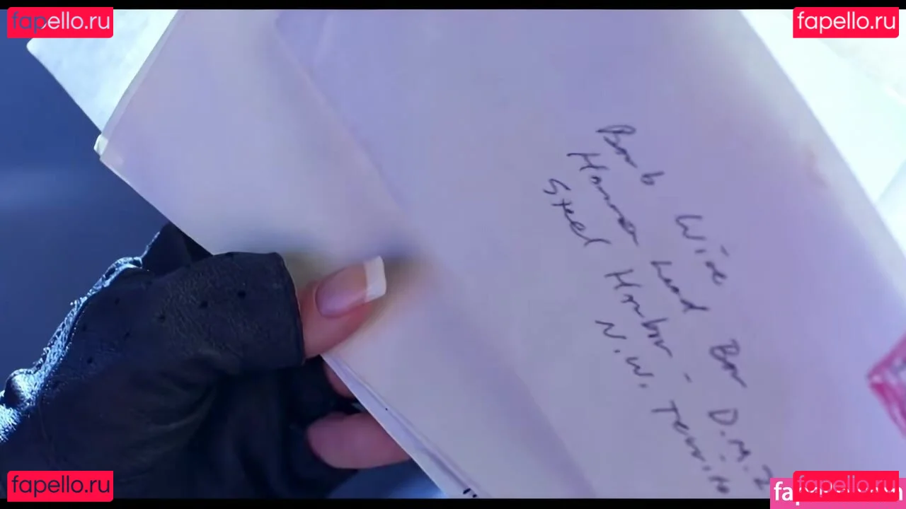 Pamela Anderson Onlyfans Photo Gallery 