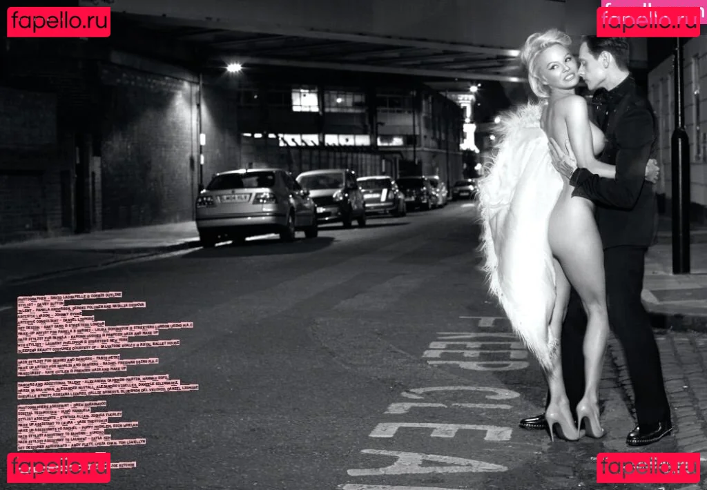 Pamela Anderson Onlyfans Photo Gallery 