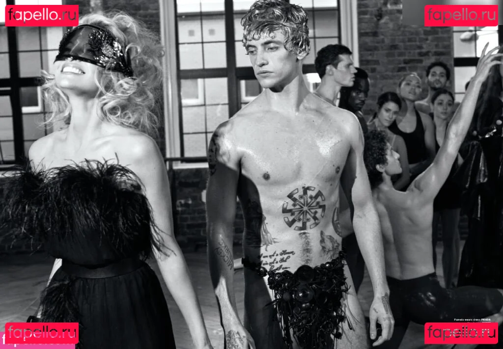 Pamela Anderson Onlyfans Photo Gallery 