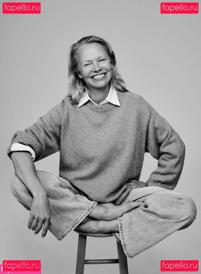 Pamela Anderson Onlyfans Photo Gallery 