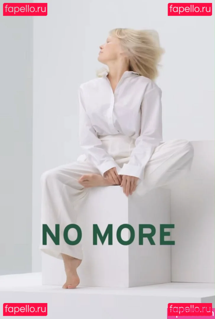 Pamela Anderson Onlyfans Photo Gallery 