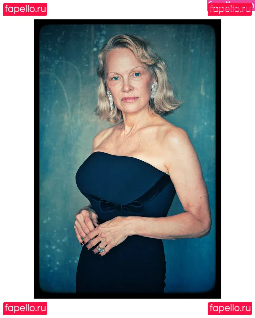 Pamela Anderson Onlyfans Photo Gallery 