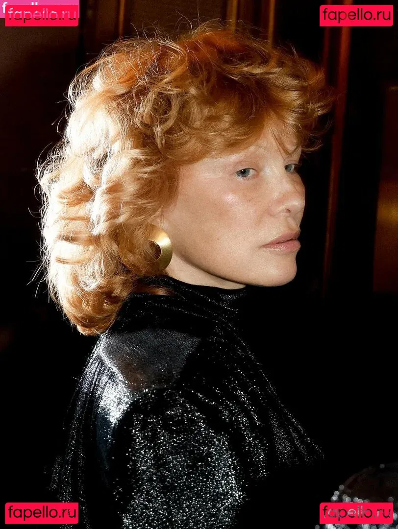 Pamela Anderson Onlyfans Photo Gallery 