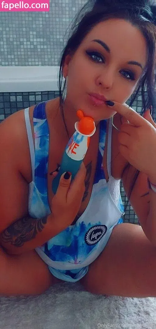 firebird_ash Onlyfans Photo Gallery 