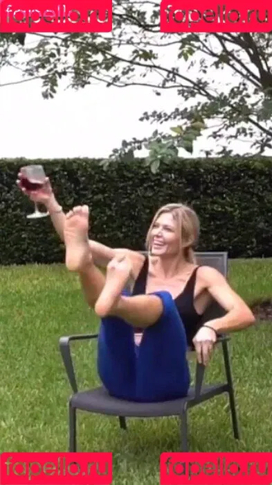 Torrie Wilson Onlyfans Photo Gallery 
