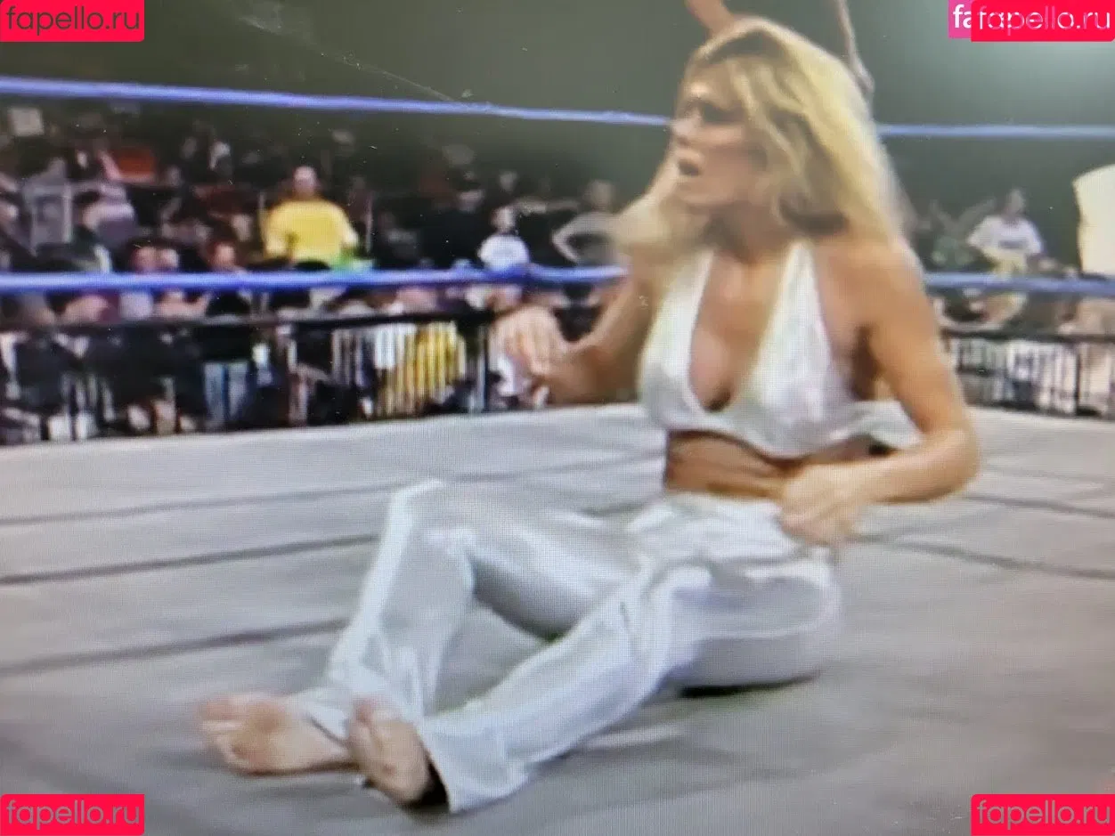 Torrie Wilson Onlyfans Photo Gallery 