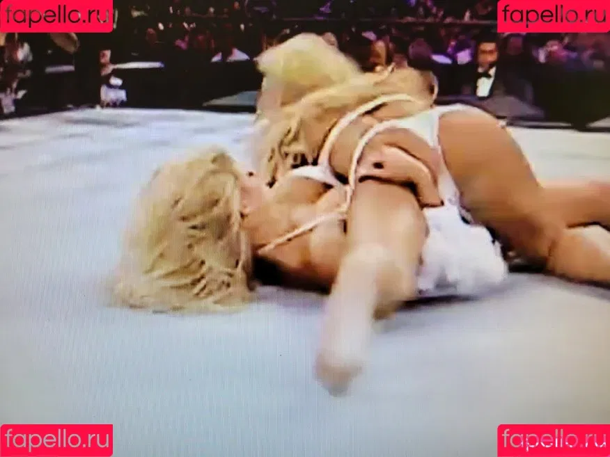 Torrie Wilson Onlyfans Photo Gallery 