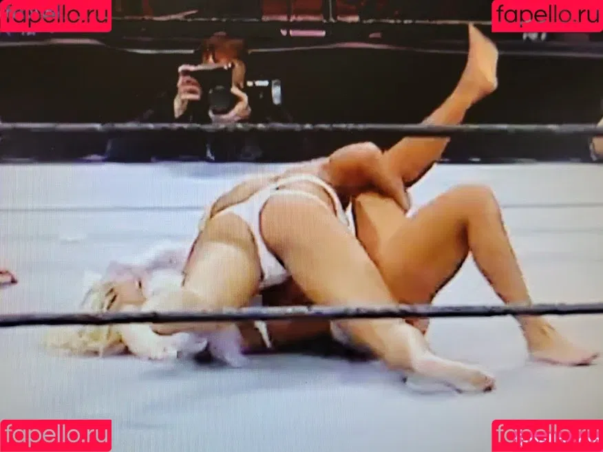 Torrie Wilson Onlyfans Photo Gallery 