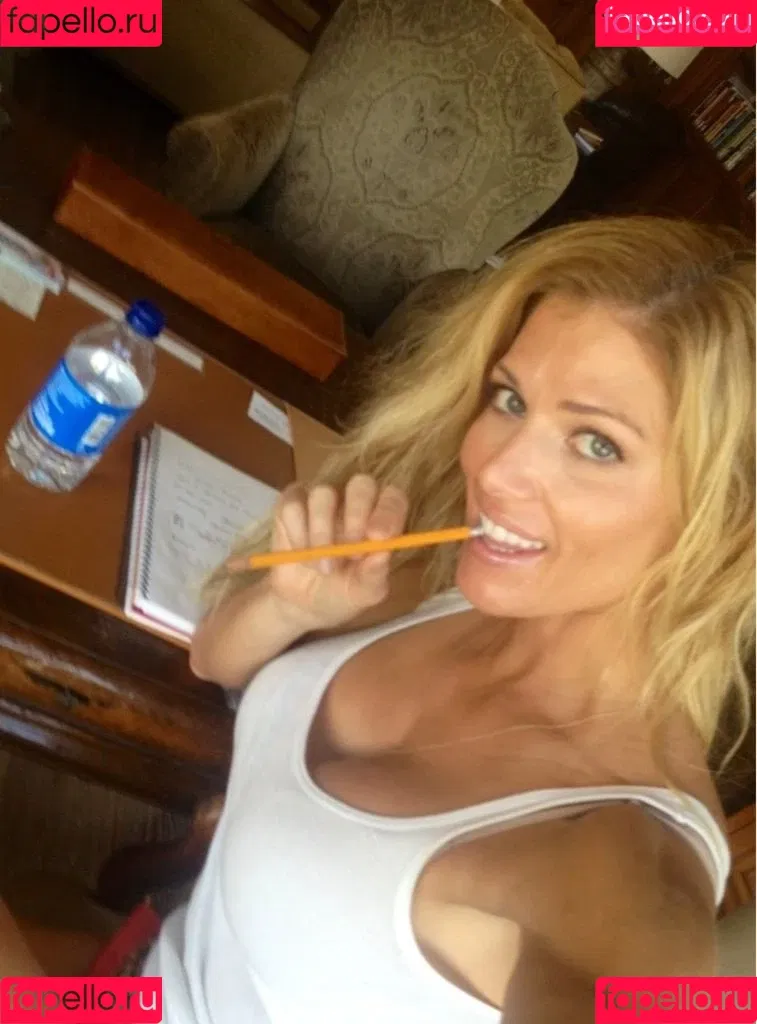 Torrie Wilson Onlyfans Photo Gallery 