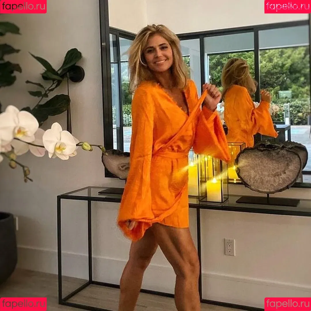 Torrie Wilson Onlyfans Photo Gallery 