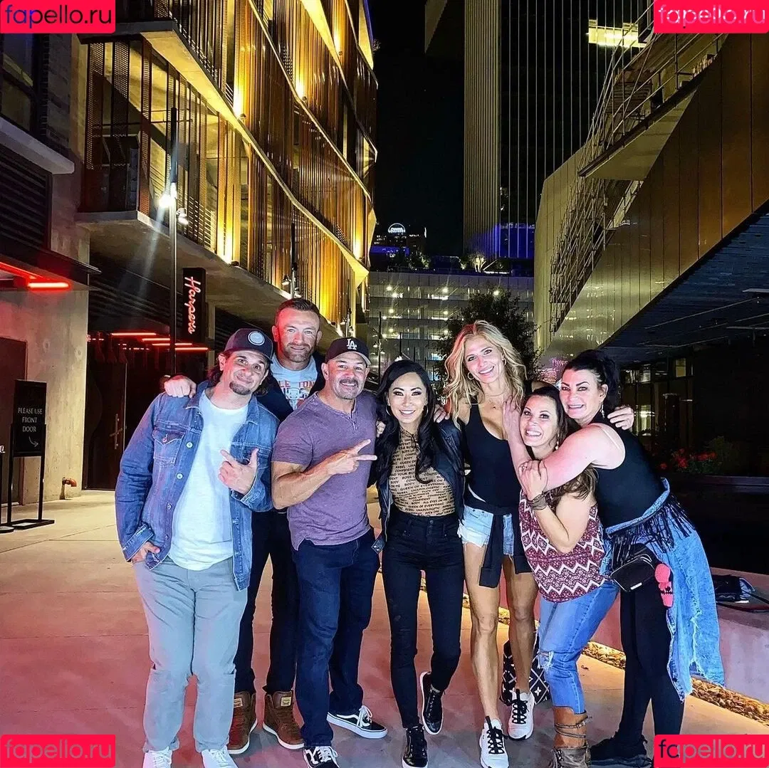 Torrie Wilson Onlyfans Photo Gallery 