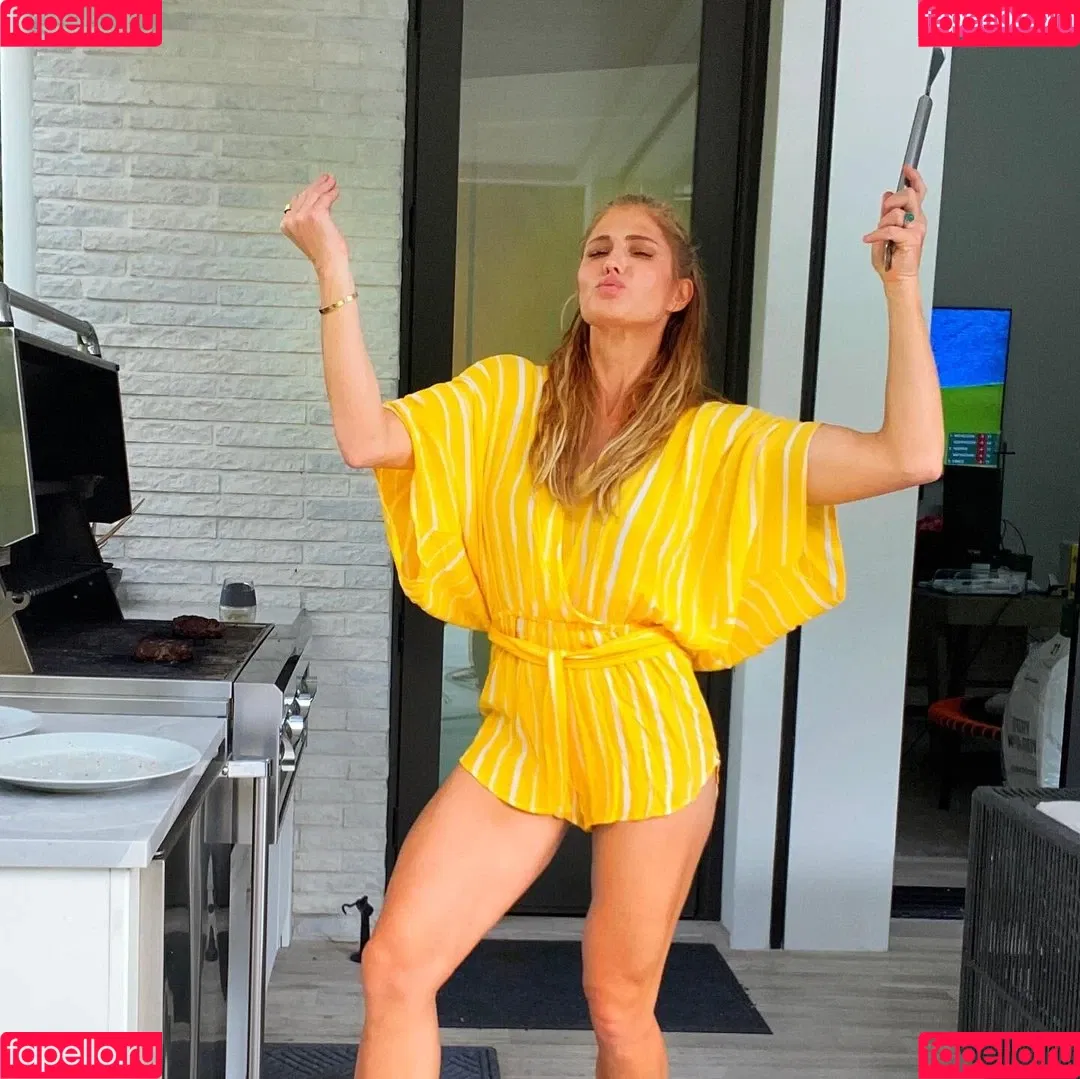 Torrie Wilson Onlyfans Photo Gallery 