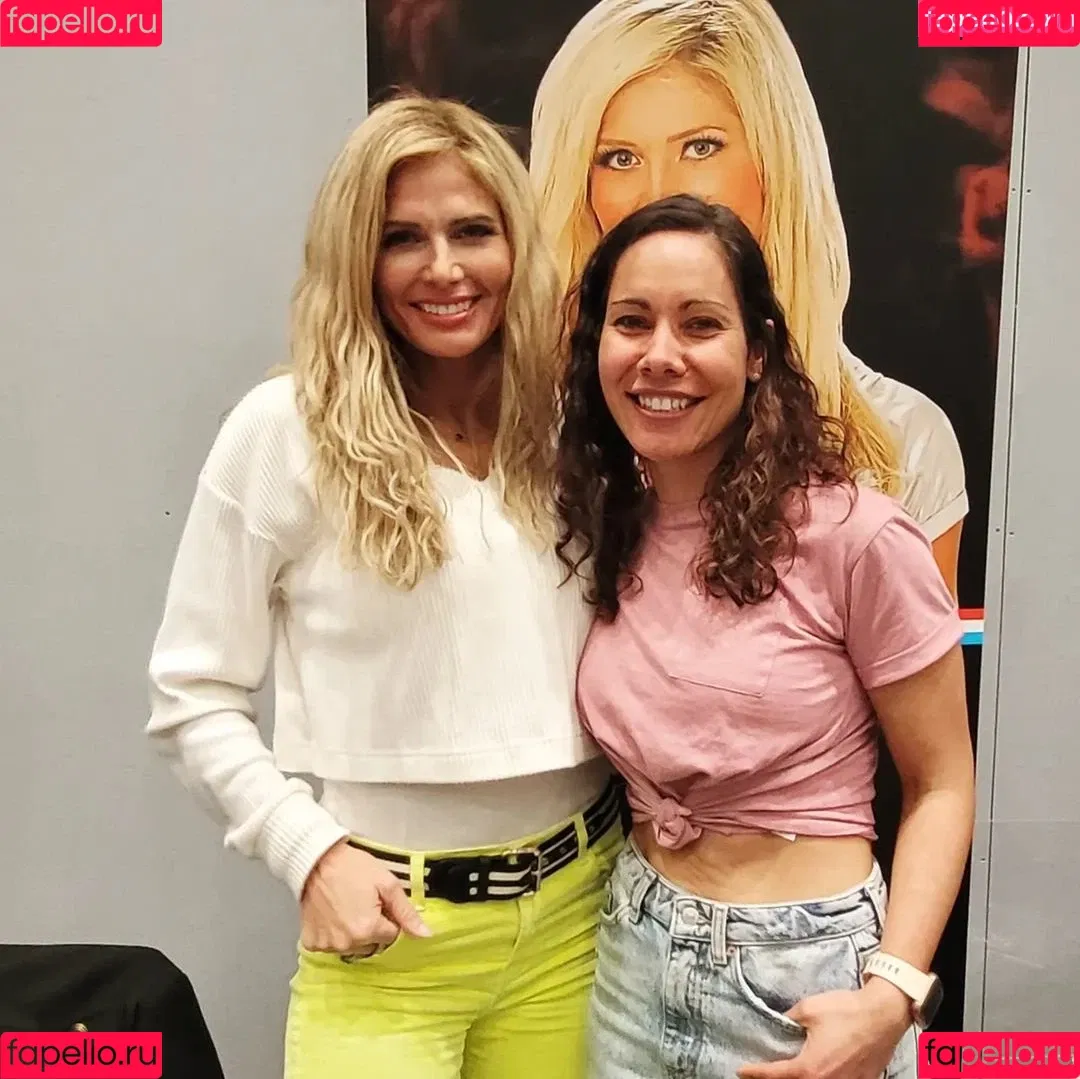 Torrie Wilson Onlyfans Photo Gallery 