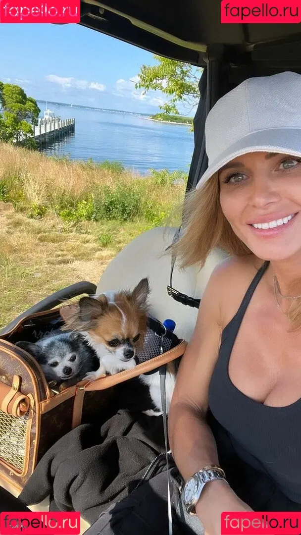 Torrie Wilson Onlyfans Photo Gallery 