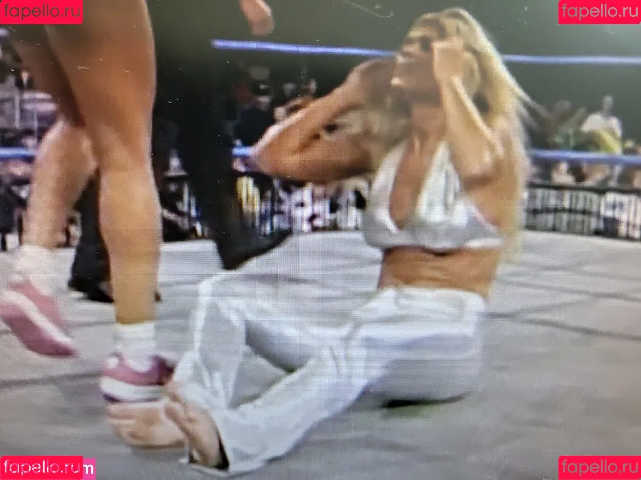 Torrie Wilson Onlyfans Photo Gallery 