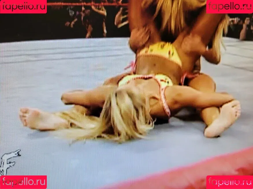 Torrie Wilson Onlyfans Photo Gallery 