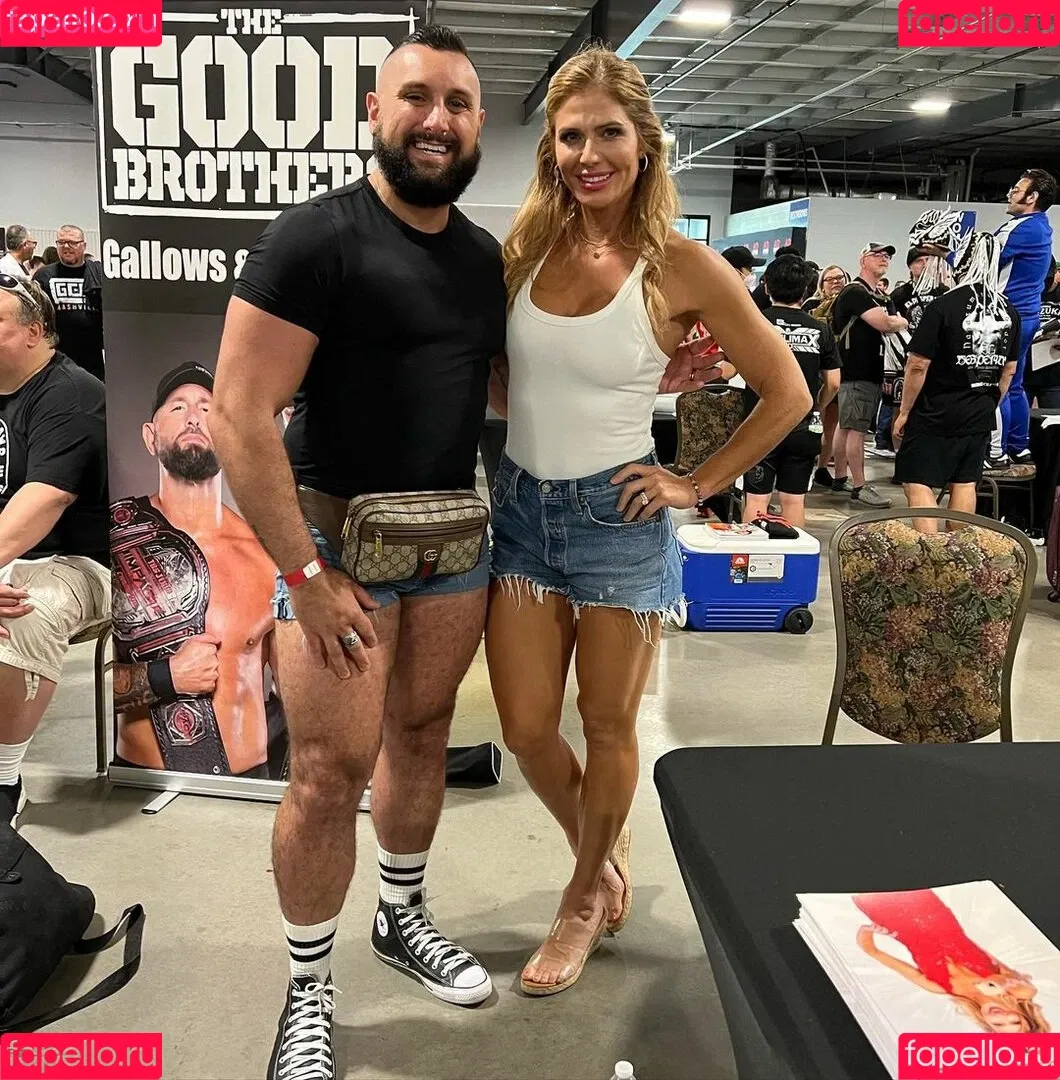 Torrie Wilson Onlyfans Photo Gallery 