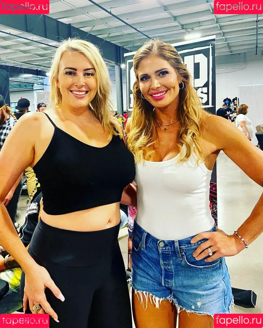 Torrie Wilson Onlyfans Photo Gallery 