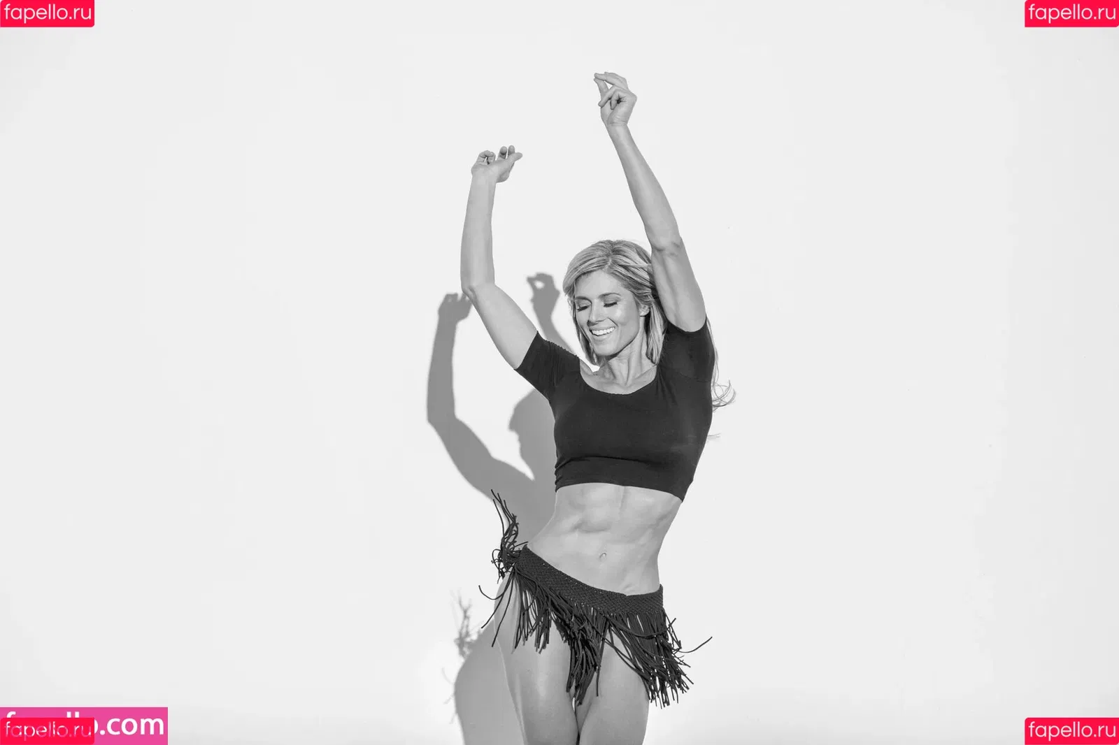 Torrie Wilson Onlyfans Photo Gallery 
