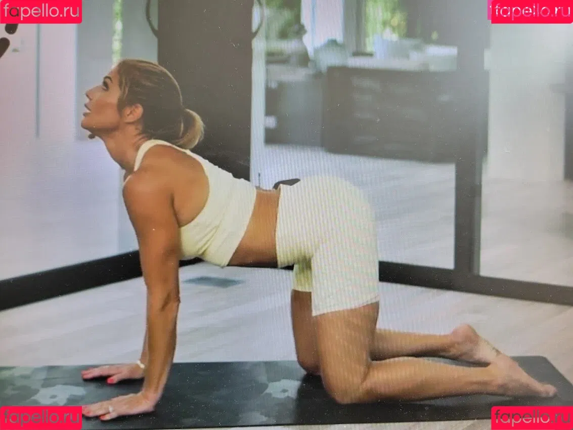 Torrie Wilson Onlyfans Photo Gallery 