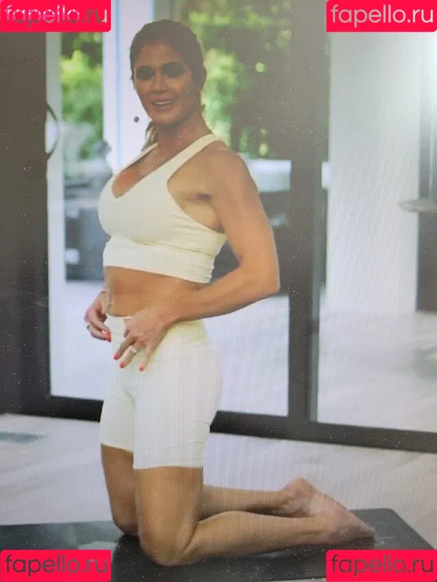 Torrie Wilson Onlyfans Photo Gallery 